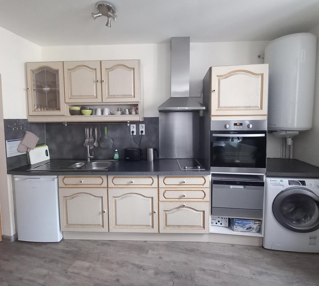 appartement 2 pièces - LE-MONT-DORE