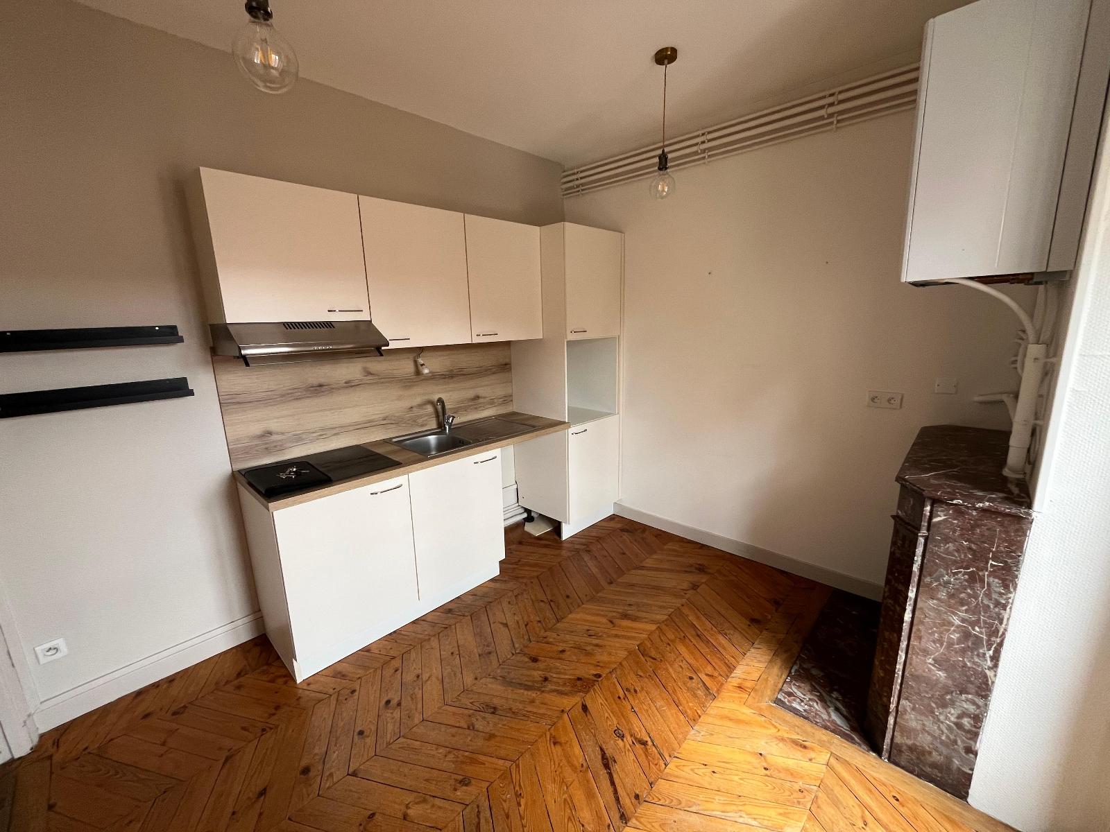 appartement 5 pièces - CLERMONT-FERRAND