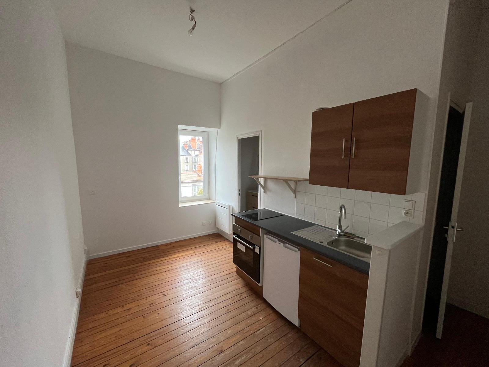 appartement 1 pièces - CLERMONT-FERRAND